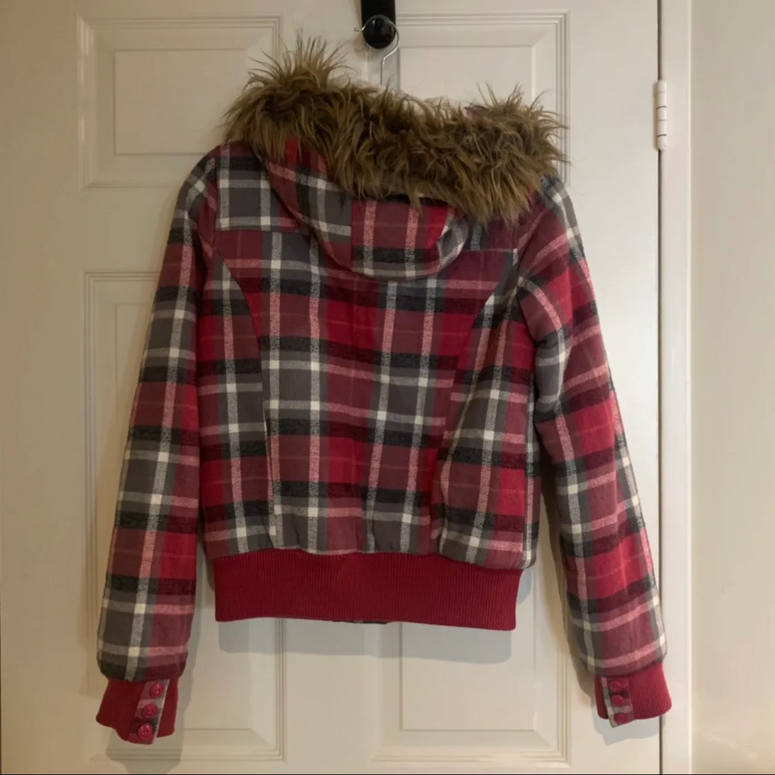 Used winter jacket image indicator(2)