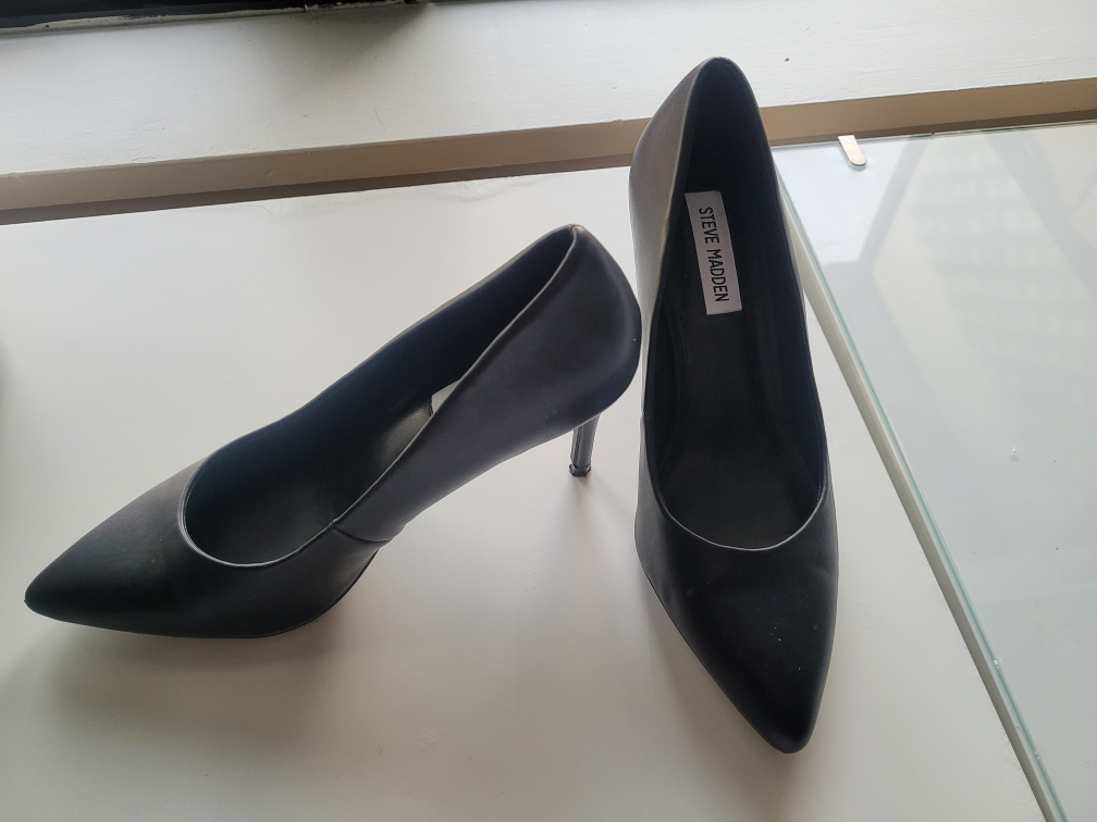 Steve Madden Black Pointed-Toe Heels - photo 3