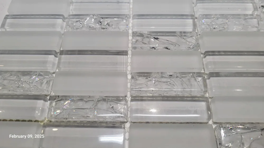 NEW White, Clear & Texured Glass Mosaic Tiles image indicator(2)