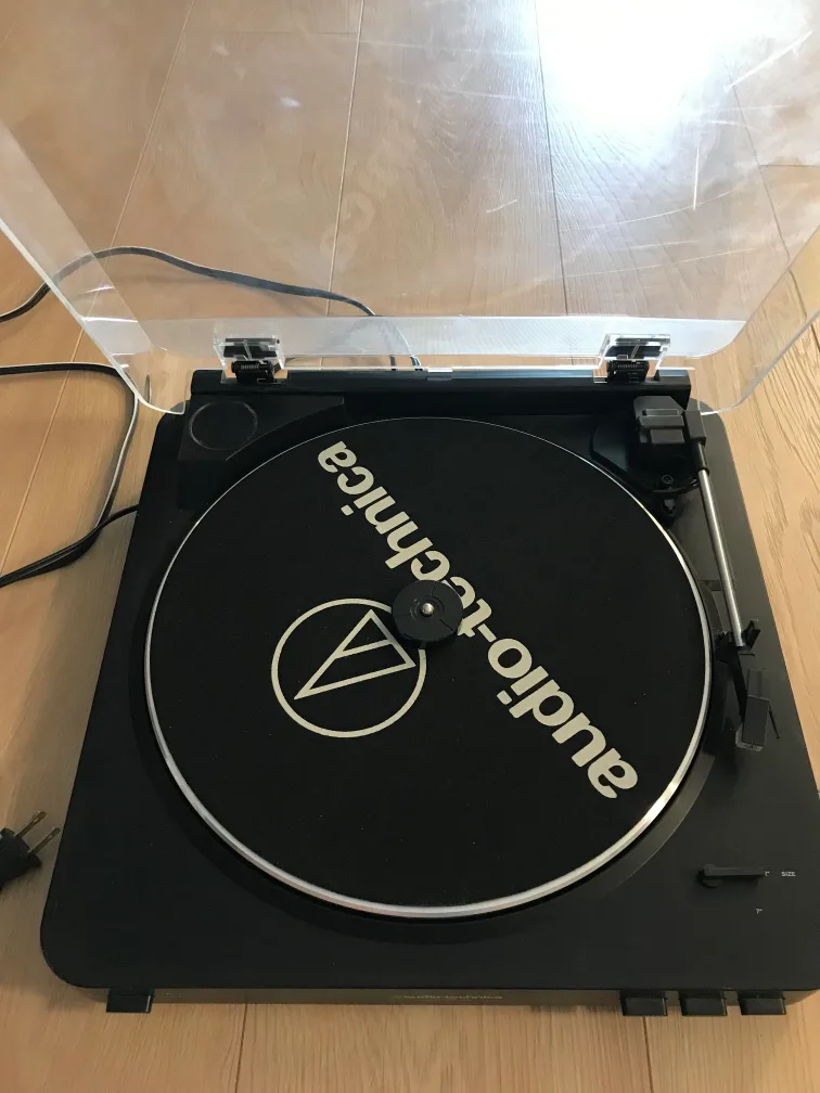 Like-new AT-LP60 fully automatic turntable record player thumbnail