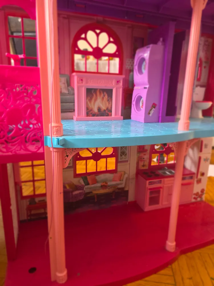 Barbie Dreamhouse 3-Story Mansion Playset image indicator(5)