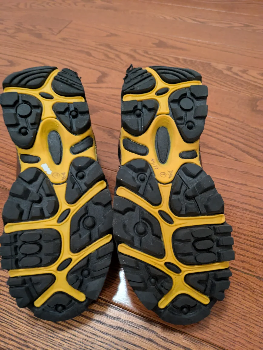 🏈 Pony Brown Hiking Boots, brand new image indicator(2)