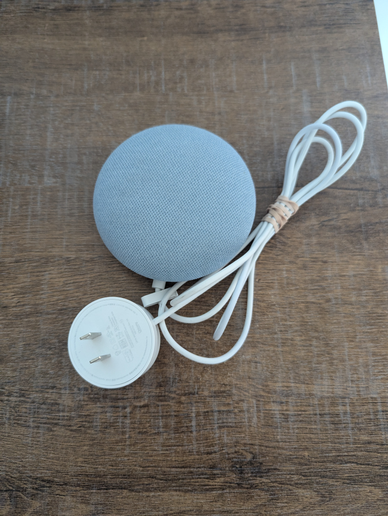 Google Nest Mini (2nd gen) Smart Speaker