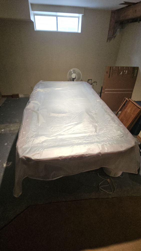 Pool Table with Rack - Excellent Condition - photo 4