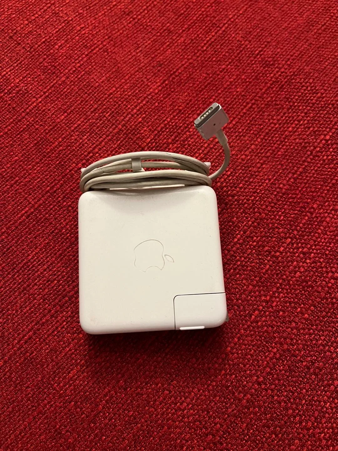 MacBook Pro 15 inch (Mid 2015), 2.5 GHz core i7, 512 GB SSD image indicator(7)