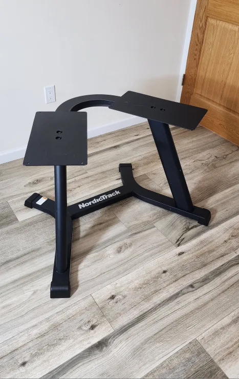 NordicTrack Weight Plate Stand image indicator(2)