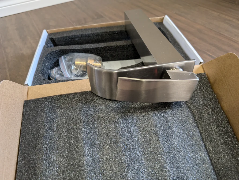 New Brushed Nickel Single Hole Bathroom Sink Faucet image indicator(6)