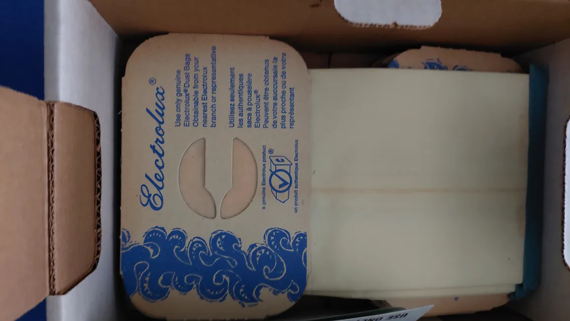 Vintage Electrolux Vacuum Cleaner Hose and Filter Bags image indicator(4)