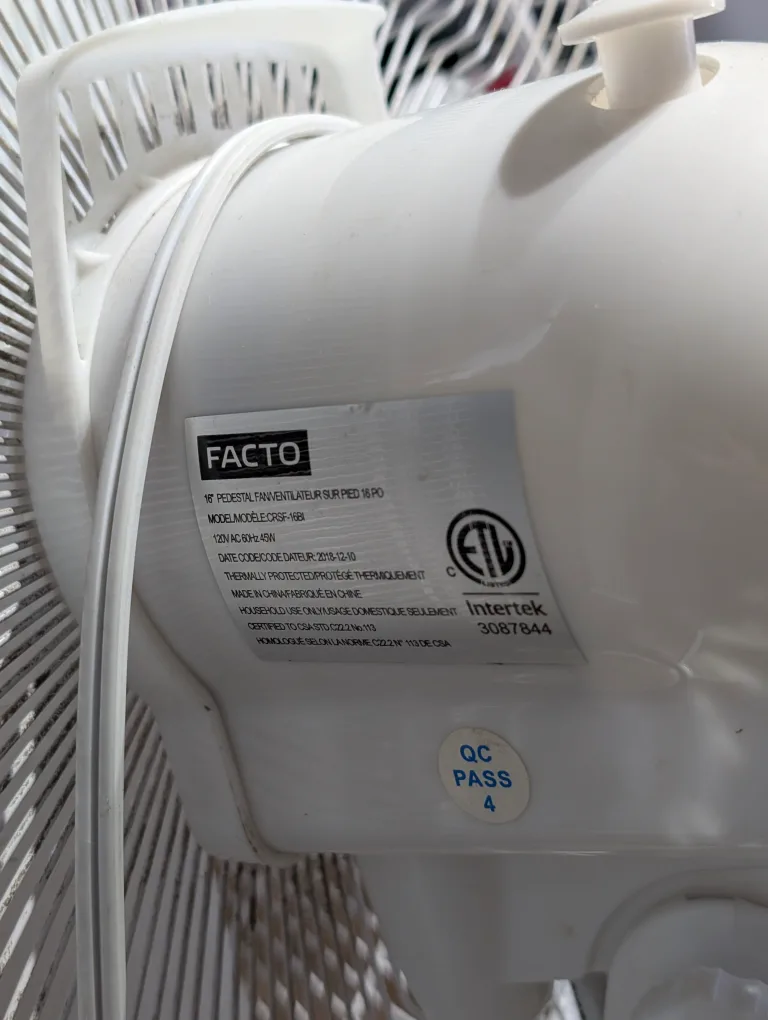 16" White Pedestal Fan image indicator(2)