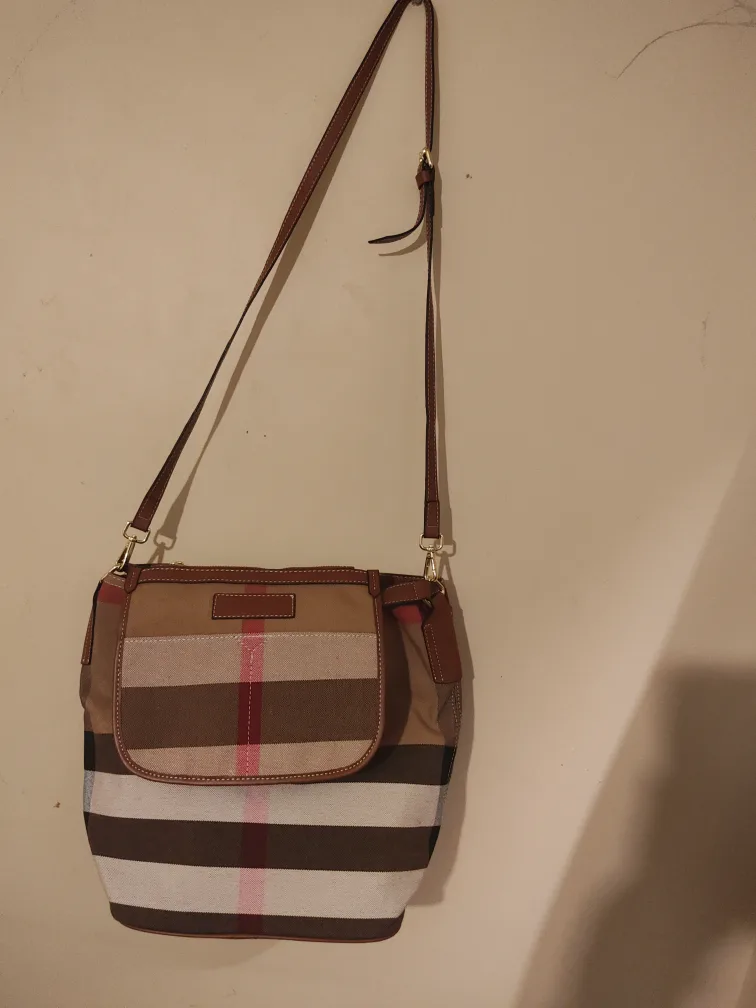 Burberry Tan and Pink Plaid handbag image indicator(9)