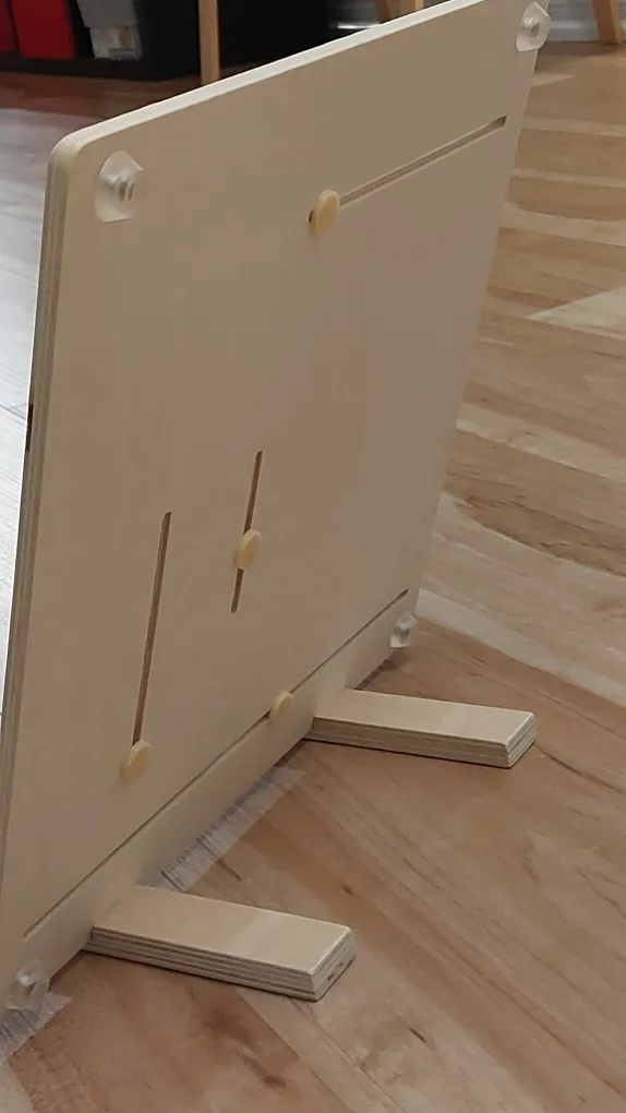 BNIB Wooden Educational Calendar Clock Toy for Toddlers image indicator(5)