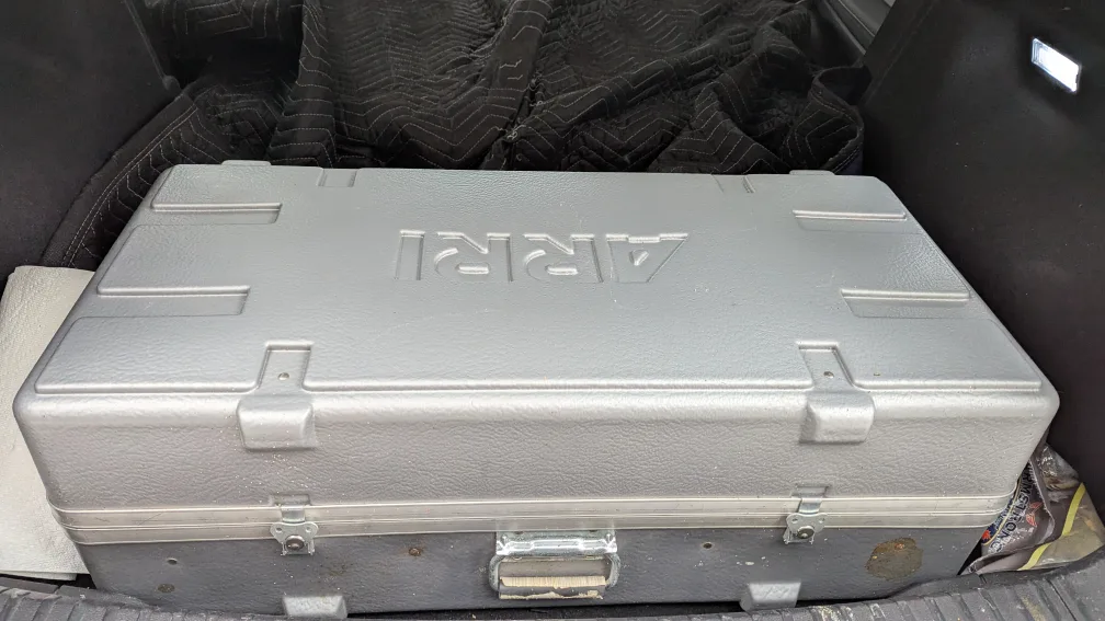 ARRI Lighting 3 Light Interview Kit with Case image indicator(2)