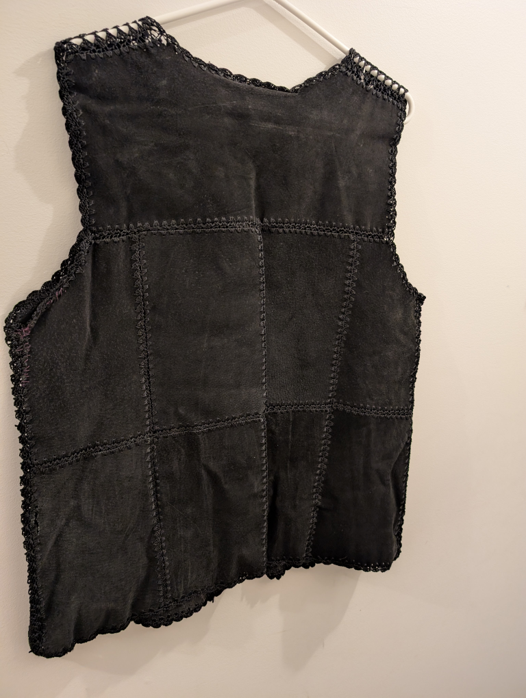 Black Suede Vest with Crochet Detail - photo 2