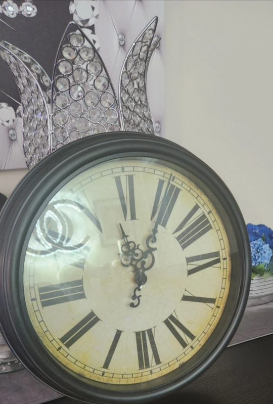 Antique-Style Wall Clock - photo 4