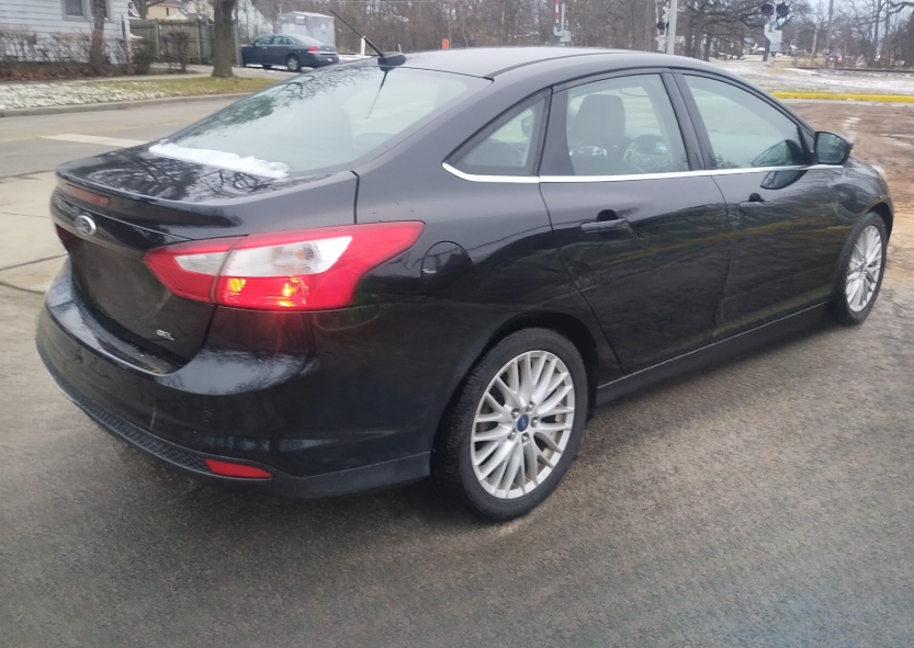 2012 Ford focus 4cyl - photo 2