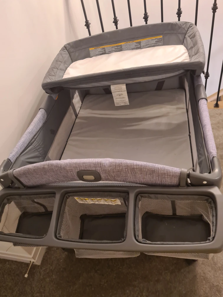 Graco Pack 'n Play Playard with Changer - photo 3