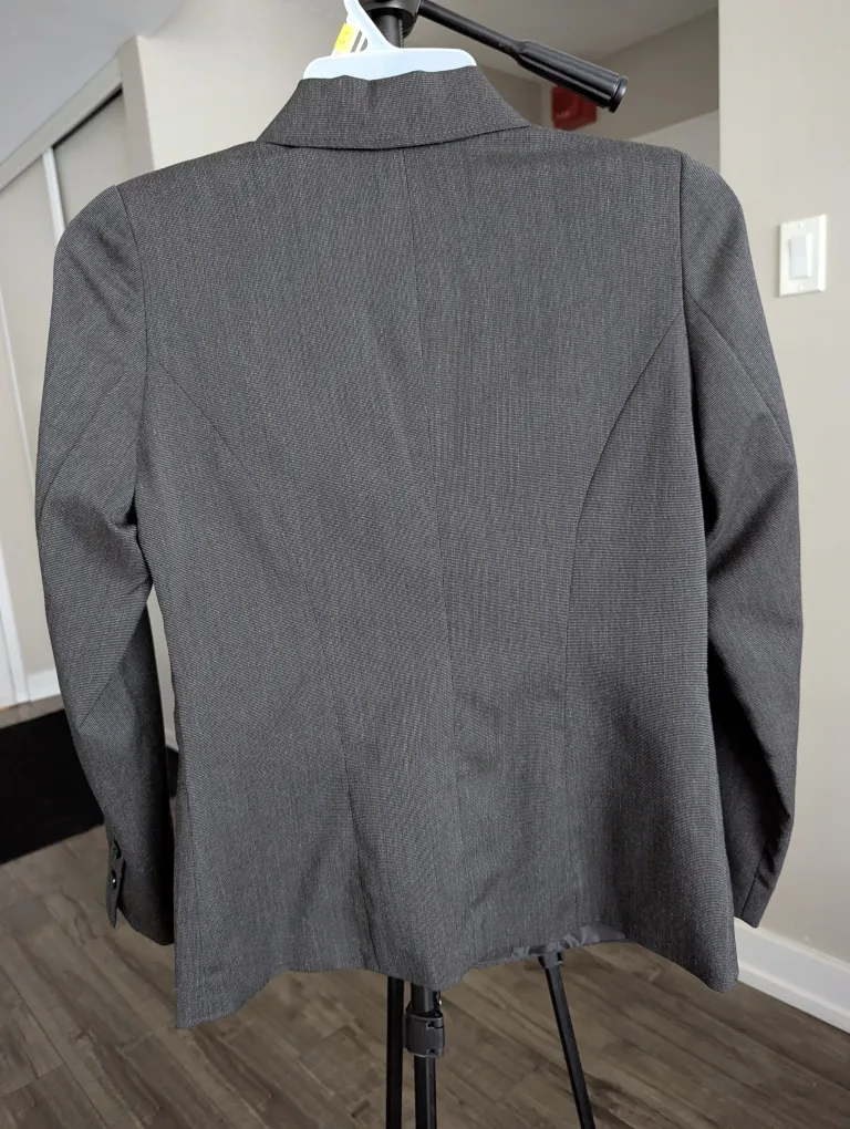 Reitmans Women's Grey Blazer Size S image indicator(4)