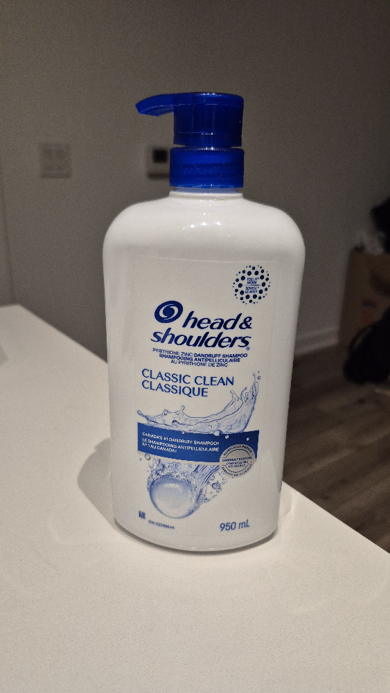 Head & Shoulders Classic Clean Shampoo - 950ml