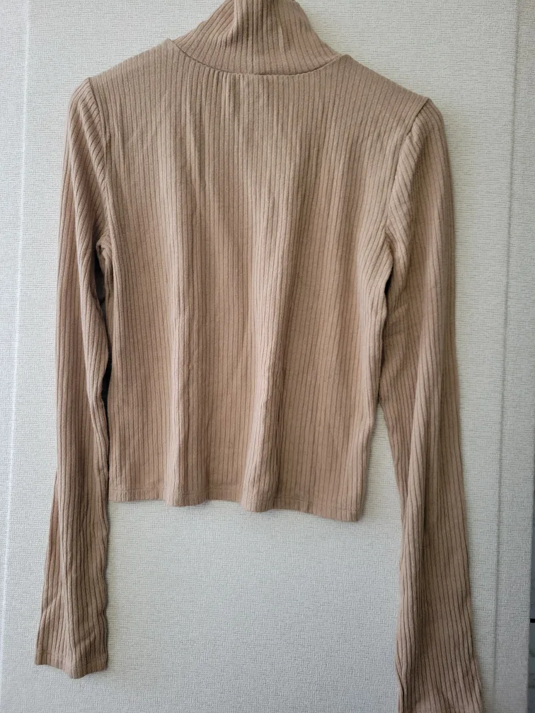 Wilfred Free Mock Neck Cropped Sweater - Size M image indicator(2)