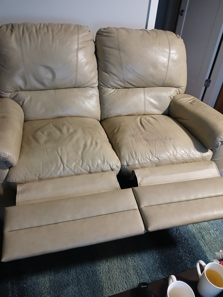 Reclining Leather Love Seat and Sofa Set - photo 3