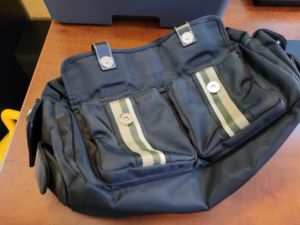 Rosetti Black Messenger Bag image indicator(3)