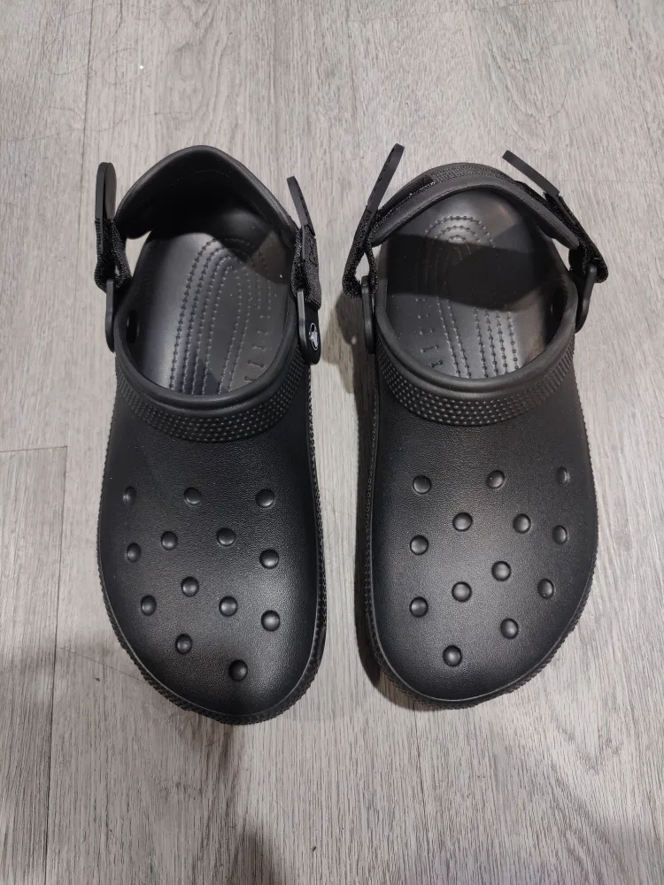 NEW Crocs Unisex-Adult Classic Work Clogs, Slip Resistant Shoes image indicator(2)