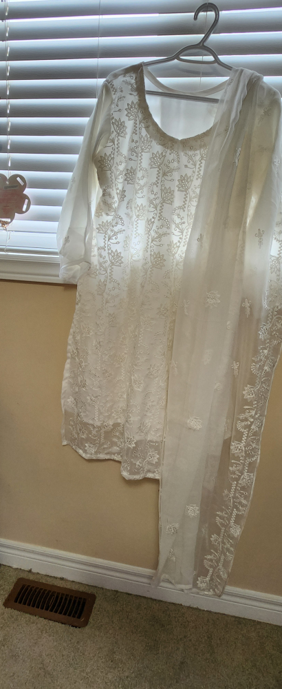 White embroidered cotton kurta with pants and dupatta