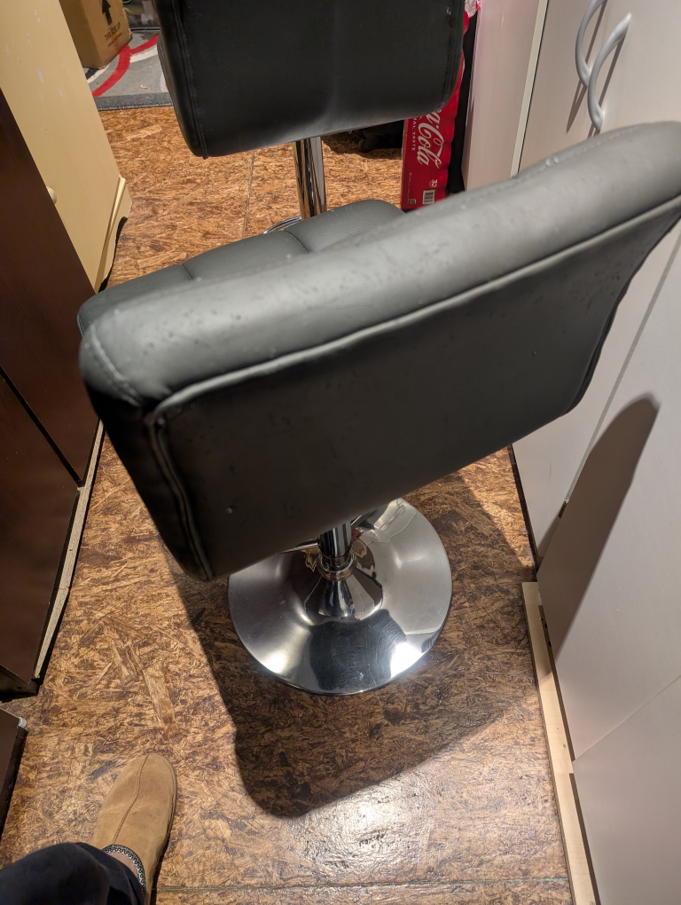 Pair of Black Swivel Bar Stools - photo 3