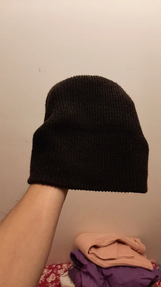 Flexible Brown Knitted Newsboy Cap with Snowflake Design image indicator(4)