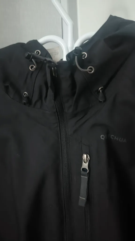 Quechua Men's Black Winter Jacket image indicator(3)