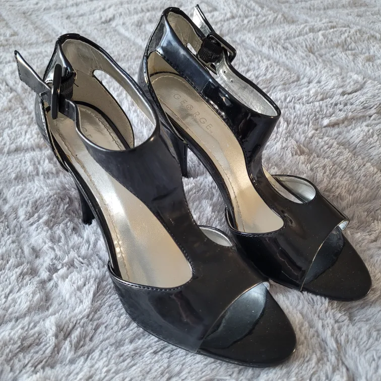 George Black Heels - Size 6 image indicator(2)