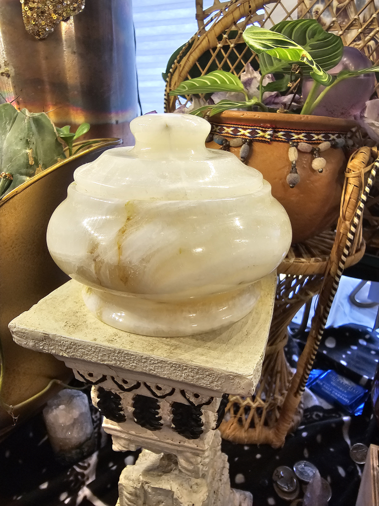 Elegant Onyx Marble Trinket Jar - photo 3