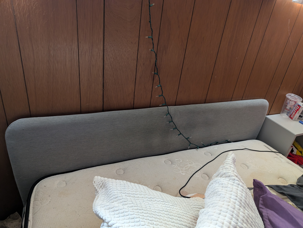 Queen Bedframe - photo 2