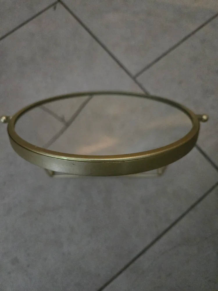 Gold Metal Vanity Mirror image indicator(4)