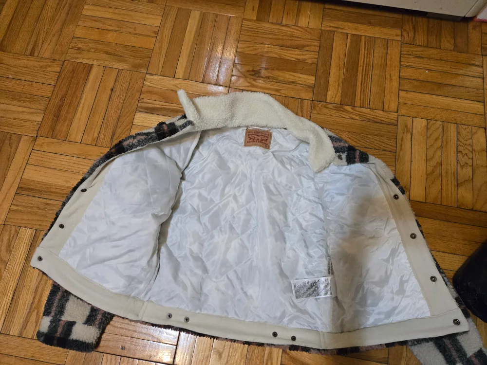 Levi's Sherpa Plaid Jacket image indicator(2)