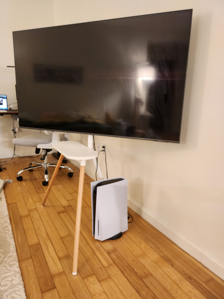 TV Stand with Wooden Legs - photo 3