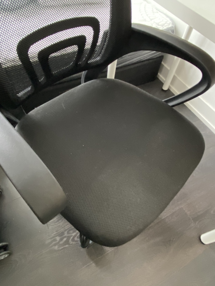 Black Mesh Office Chair