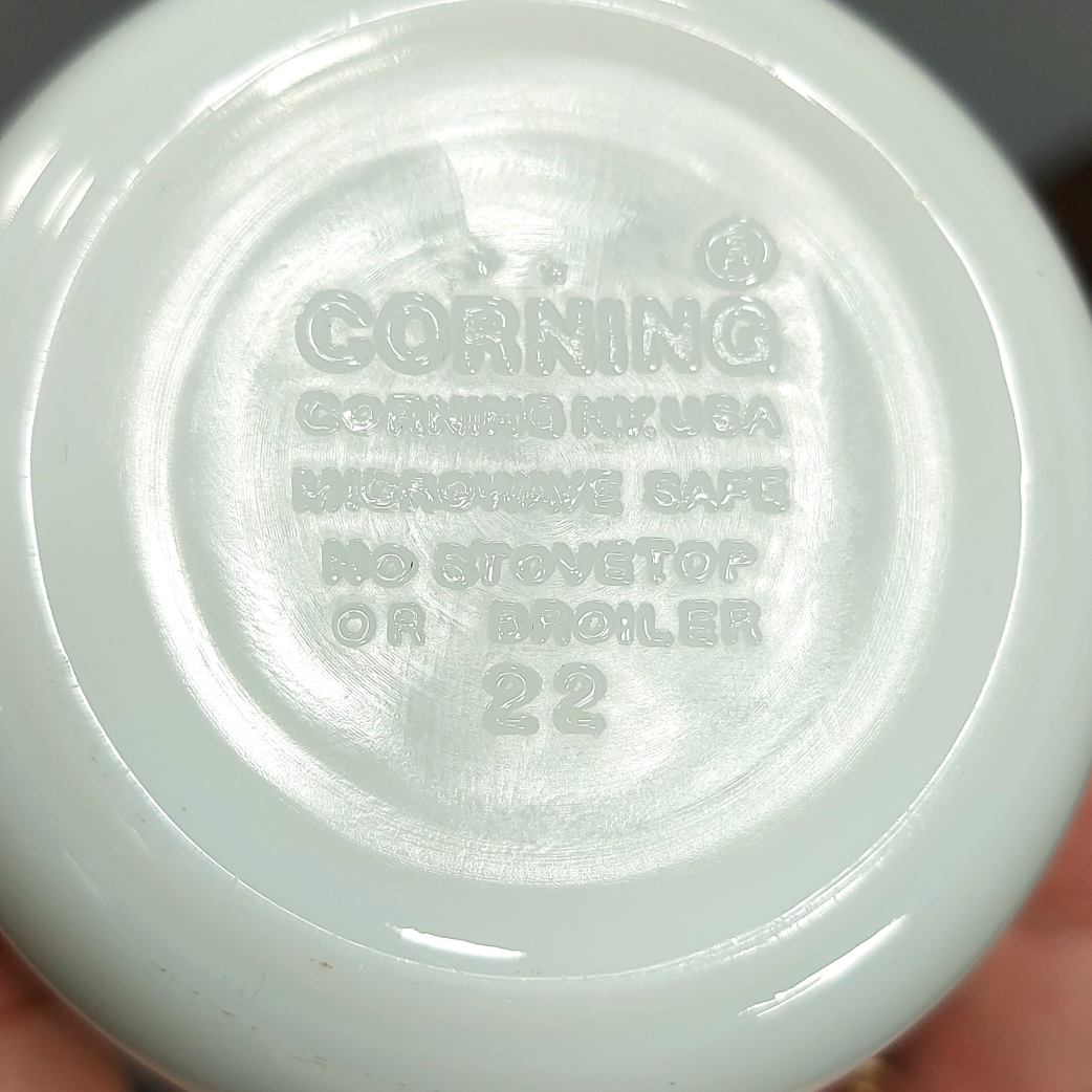Vintage Corning milkglass creamer spring blossom crazy daisy - photo 4