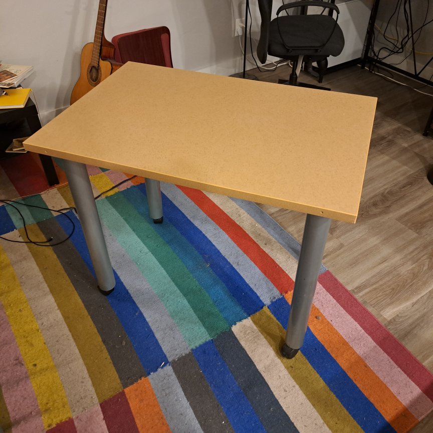 Small Desk with Wheels - photo 2