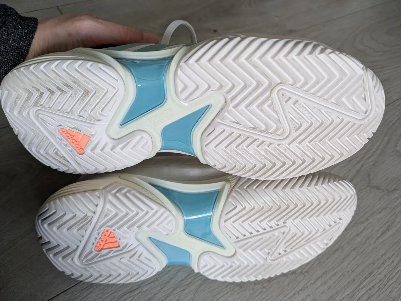 NEW - Women's Tennis Shoes (Adidas Barricade Parley) - SIZE 6 image indicator(5)