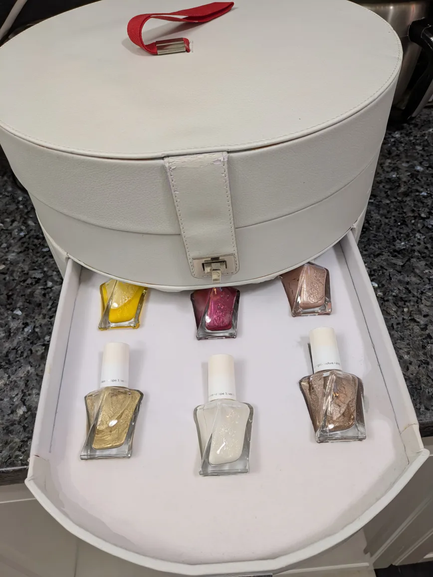 RARE, LIMITED EDITION Essie couture hat box image indicator(3)