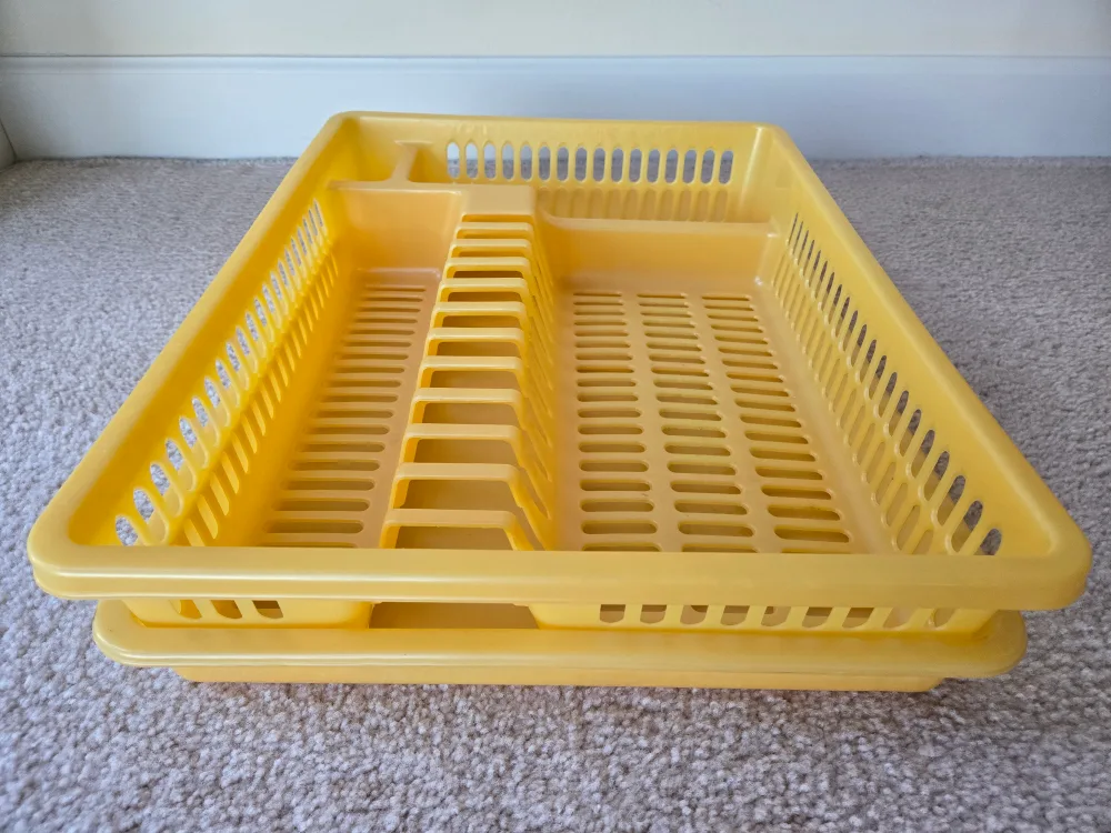 Yellow Plastic Dish Drying Rack with Tray image indicator(9)