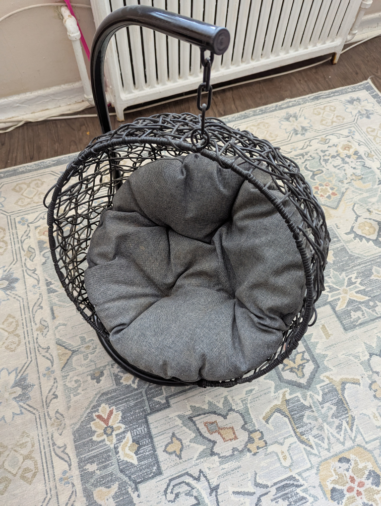 Hanging Chair with Grey Cushion for pets