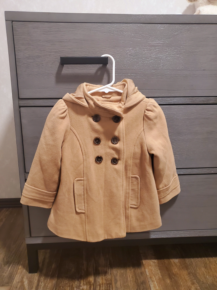 🏈3T Old navy trench coat