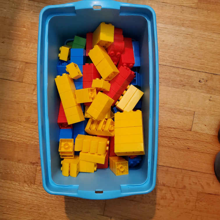 Mega Bloks 200 Blocks & Container - photo 3