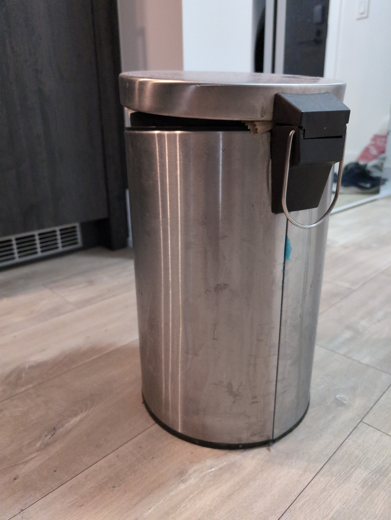 Stainless Steel Step Trash Can #freecycle