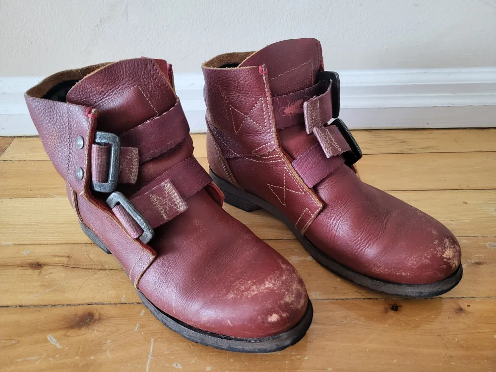 FLY of London, Designer Leather Boots (US7-7.5) image indicator(3)