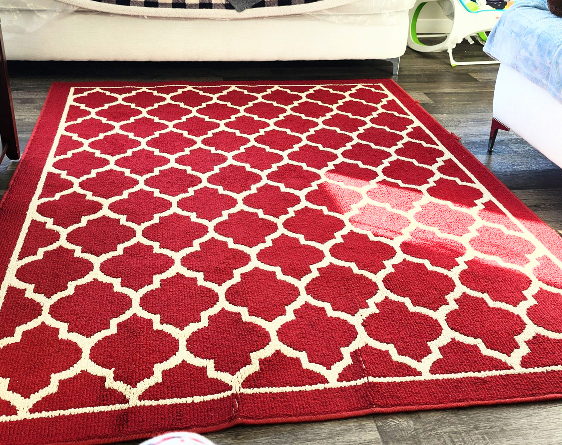 Red and Cream Geometric Area Rug - photo 3