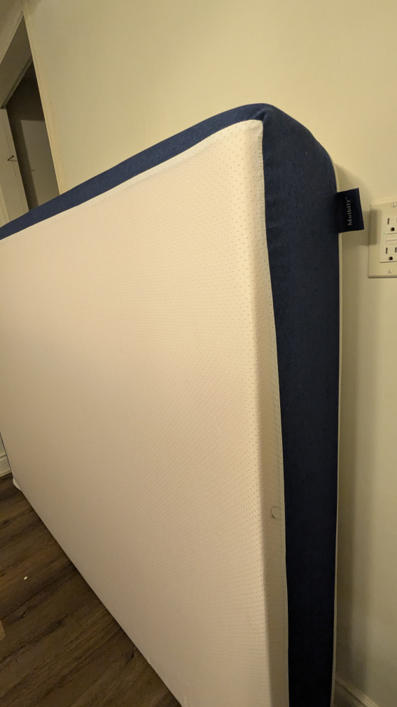 Full size mattress