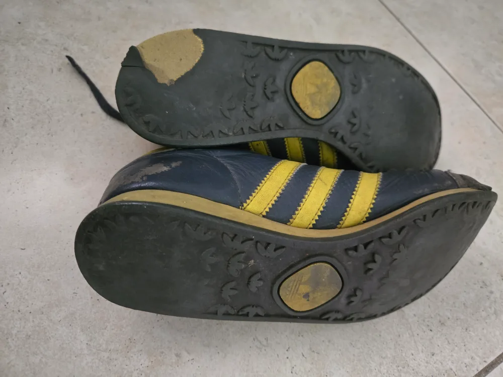 Vintage Adidas Rom Sneakers image indicator(4)